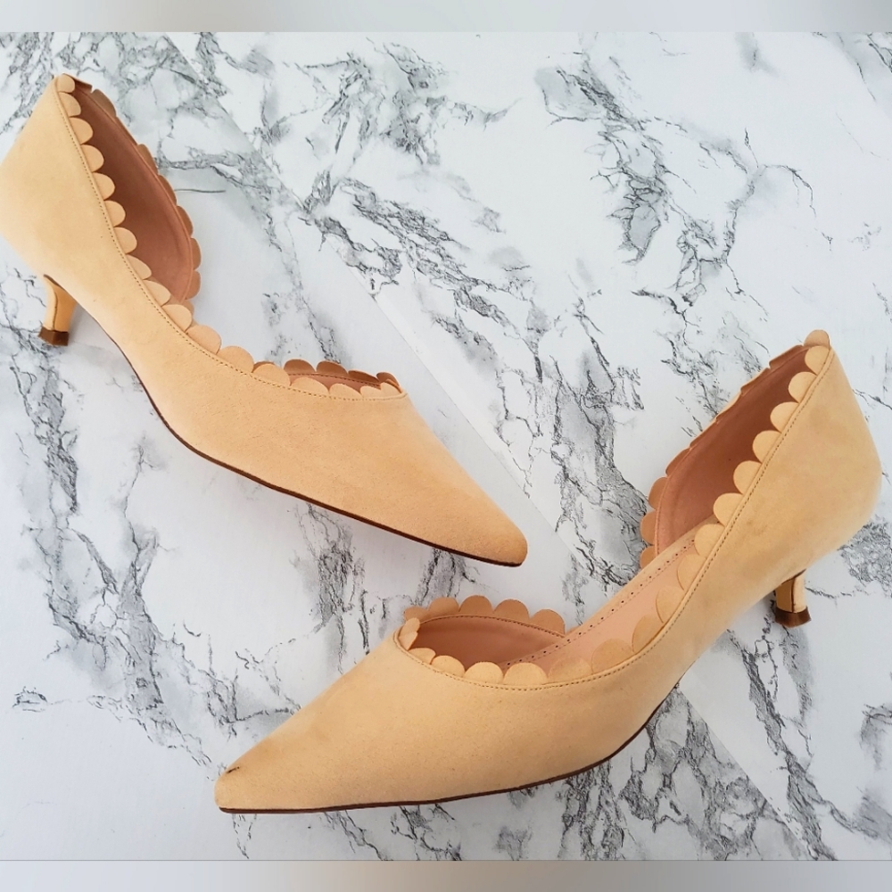 Journee  Collection Tan Kitten Heels Size 9
